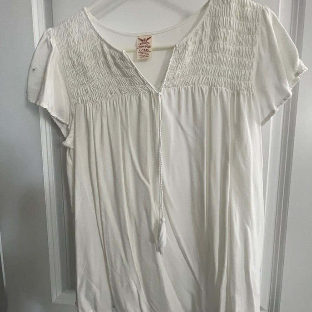 Size Large size 12-14 Faded Glory blouse. Lightweight w/ drawstring 100% Rayon